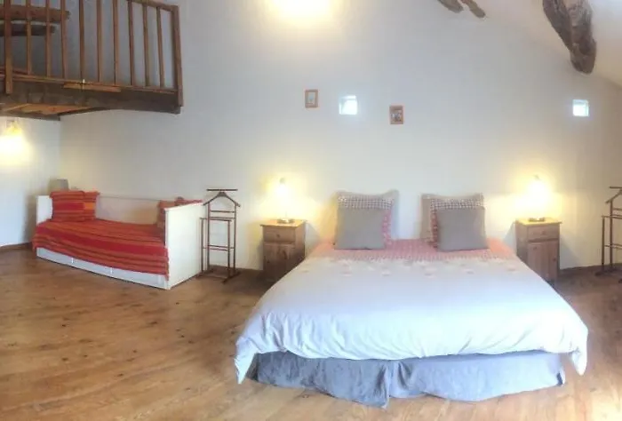 Les Granges D'ignaux Couette-café 3*